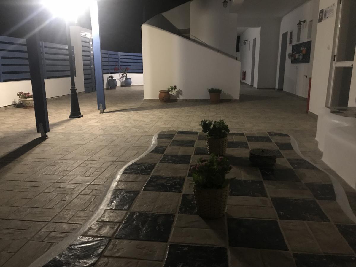 Dedes Apartments Skála 외부 사진