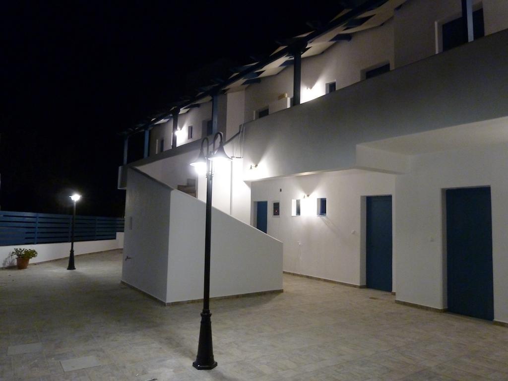 Dedes Apartments Skála 외부 사진